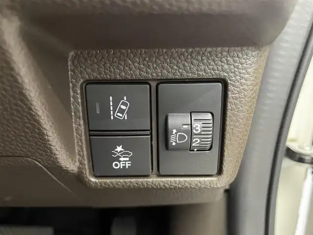 ホンダ Ｎ ＢＯＸ G 鹿児島県 2021(令3)年 5万km プラチナホワイトパール 禁煙車/ナビ/(Bluetooth/DVD)/バックカメラ　/衝突軽減ブレーキ　/両側スライドドア/後方コーナーセンサー　/LEDヘッドライト/チップアップシート　/ベンチシート/ETC/ドライブレコーダー/ステアリングリモコン/スマートキー/プッシュスタート