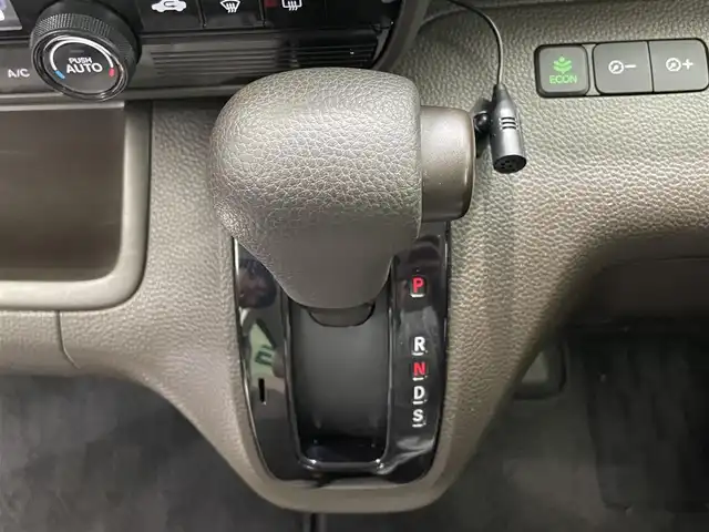 ホンダ Ｎ ＢＯＸ G 鹿児島県 2021(令3)年 5万km プラチナホワイトパール 禁煙車/ナビ/(Bluetooth/DVD)/バックカメラ　/衝突軽減ブレーキ　/両側スライドドア/後方コーナーセンサー　/LEDヘッドライト/チップアップシート　/ベンチシート/ETC/ドライブレコーダー/ステアリングリモコン/スマートキー/プッシュスタート