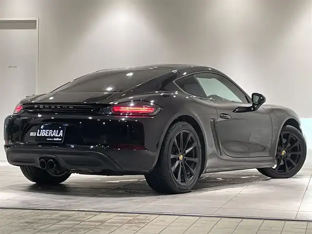 ポルシェ ７１８ケイマン S 愛知県 2019(令1)年 3.7万km ジェットブラック スポーツエグゾーストシステム　/ＰＤＬＳ　/カラークレスト　/電動格納ミラー　/純正ナビ　/Ｂｌｕｅｔｏｏｔｈ　/バックカメラ　/シートヒーター　/ドライブレコーダー　/ＥＴＣ２．０/アイドリングストップ