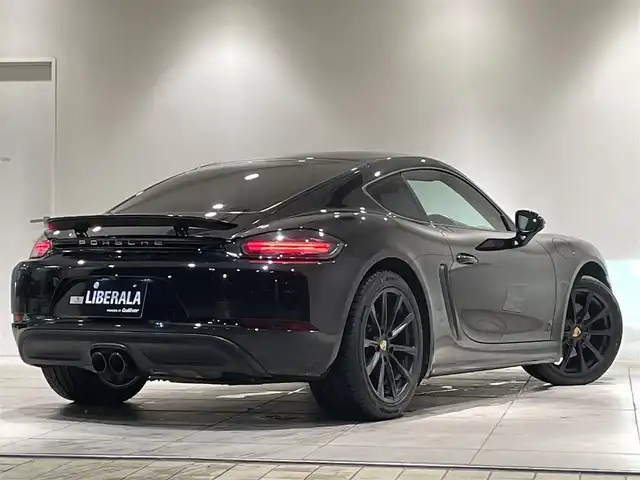 ポルシェ ７１８ケイマン S 愛知県 2019(令1)年 3.7万km ジェットブラック スポーツエグゾーストシステム　/ＰＤＬＳ　/カラークレスト　/電動格納ミラー　/純正ナビ　/Ｂｌｕｅｔｏｏｔｈ　/バックカメラ　/シートヒーター　/ドライブレコーダー　/ＥＴＣ２．０/アイドリングストップ