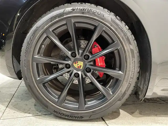 ポルシェ ７１８ケイマン S 愛知県 2019(令1)年 3.7万km ジェットブラック スポーツエグゾーストシステム　/ＰＤＬＳ　/カラークレスト　/電動格納ミラー　/純正ナビ　/Ｂｌｕｅｔｏｏｔｈ　/バックカメラ　/シートヒーター　/ドライブレコーダー　/ＥＴＣ２．０/アイドリングストップ