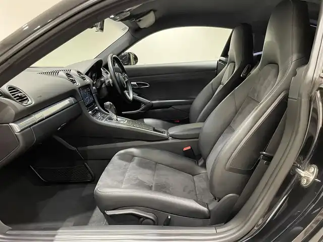 ポルシェ ７１８ケイマン S 愛知県 2019(令1)年 3.7万km ジェットブラック スポーツエグゾーストシステム　/ＰＤＬＳ　/カラークレスト　/電動格納ミラー　/純正ナビ　/Ｂｌｕｅｔｏｏｔｈ　/バックカメラ　/シートヒーター　/ドライブレコーダー　/ＥＴＣ２．０/アイドリングストップ
