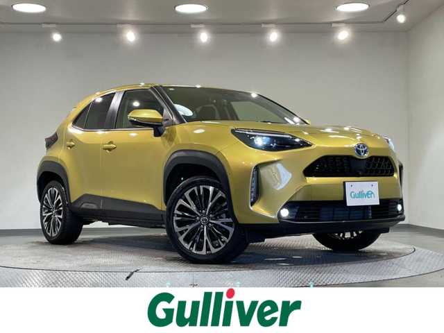 トヨタ ヤリスクロス ハイブリッド Z 愛知県 2020(令2)年 3.3万km ブラスゴールドメタリック 純正8インチディスプレイオーディオナビ/衝突軽減ブレーキ/パノラミックビューモニター/レーダークルーズコントロール/ビルトインETC/シートヒーター/LEDヘッドライト/ドライブレコーダー/ブラインドスポットモニター/ステアリングヒーター/パワーシート/電動リアゲート/フルセグTV/Bluetooth/コーナーセンサー/レーンキープアシスト/パーキングアシスト/オートハイビーム/Carplay/プッシュスタート/USB接続/スマートキー/CD/DVD再生/ミュージックプレイヤー接続/純正フロアマット/純正アルミホイール/オートライト/禁煙車/ハーフレザーシート/ウィンカーミラー/電動格納ミラー/フォグランプ/ステアリングリモコン/横滑り防止装置/ヘッドライトレベライザー/電動パーキングブレーキ/オートブレーキホールド/オートエアコン/リアクロストラフィックアラート/パーキングサポートブレーキ/ロードサインアシスト/先行車発進告知