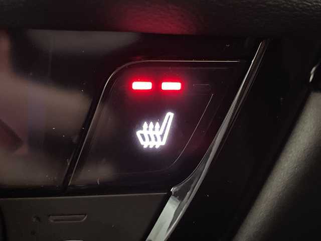 ホンダ ヴェゼル ハイブリッド e:HEV Z 神奈川県 2023(令5)年 1万km プラチナホワイトパール RSグレード海外ホンダ純正グリル/ホンダコネクト9型ディスプレイ/インターナビ/フルセグ USB　Bluetooth/ハンズフリーパワーバックドア/ETC2.0/ワイヤレス充電/後退出庫サポート/信号情報活用支援システム/ホンダセンシング/ブラインドスポットインフォメーション/衝突軽減ブレーキ/後方誤発進抑制機能/歩行者事故低減ステアリング/アダブティブクルーズコントロール/車線維持支援システム/パーキングセンサーシステム/誤発進抑制機能/近距離衝突軽減ブレーキ/路外逸脱抑制機能/先行車発進お知らせ機能/オートハイビーム/革巻きステアリング/パドルシフト/ステアリングヒーター/合皮/ファブリックコンビシート/前席シートヒーター/前後USBジャック/ダウンヒルアシストコントロール/社外前後ドライブレコーダー/電動パーキングブレーキ/オートブレーキホールド/プッシュスタート/スマートキー/LEDヘッド/フロントフォグランプ/LEDアクティブコーナリングランプ/シーケンシャルターンランプ/純正18ンチアルミホイール/