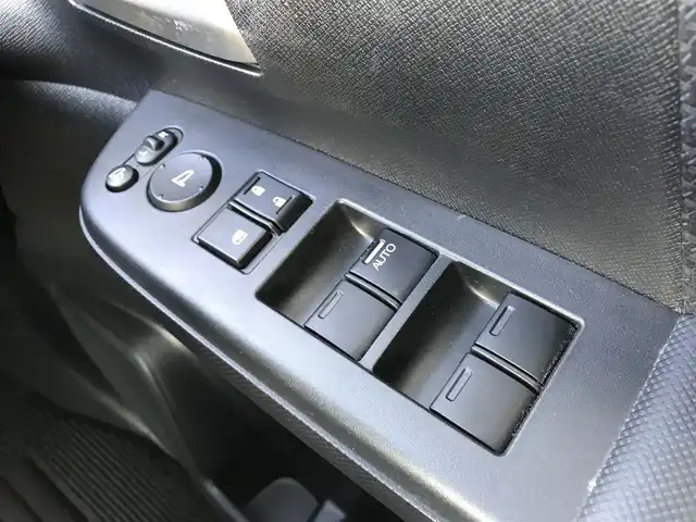 ホンダ ステップワゴン スパーダ S 鳥取県 2014(平26)年 4.5万km プレミアムスパークルブラックパール 純正9インチナビ/フルセグ/DVD/CD/BT/バックカメラ/ビルトインETC/クルーズコントロール/キセノンライト/フォグライト/両側パワースライドドア/純正16インチアルミホイール/スマートキー/アイドリングストップ/フロアマット/ドアバイザー/保証書・取扱説明書/スペアキー