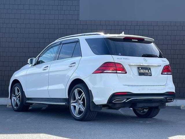 メルセデス・ベンツ ＧＬＥ３５０ｄ 4MATIC スポーツ 埼玉県 2017(平29)年 4.7万km ポーラホワイト サンルーフ /黒革シート /harman/kardon/レーダーセーフティパッケージ /ACC /BSM /LKA /シートヒーター パワーシート /純正ナビ /360度カメラ /フルセグTV /AppleCarPlay /ドライブレコーダー /パワーバックドア /ETC