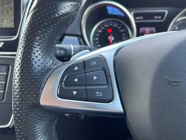 メルセデス・ベンツ ＧＬＥ３５０ｄ 4MATIC スポーツ 埼玉県 2017(平29)年 4.7万km ポーラホワイト サンルーフ /黒革シート /harman/kardon/レーダーセーフティパッケージ /ACC /BSM /LKA /シートヒーター パワーシート /純正ナビ /360度カメラ /フルセグTV /AppleCarPlay /ドライブレコーダー /パワーバックドア /ETC