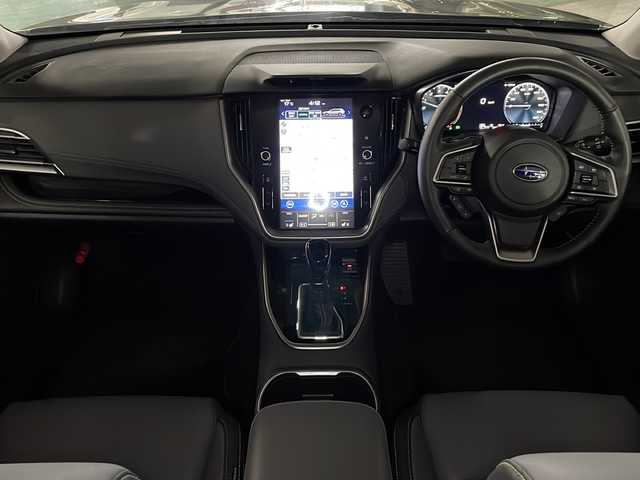 スバル アウトバック X－ブレイクEX 広島県 2022(令4)年 1.7万km Ｄグリーン 純正11.6型ナビ（AppleCarPlay/AndroidAuto/Bluetooth/フルセグ）/フロント/サイド/バックモニター/パワーシート/ポジションメモリー/前席/後席シートヒーター/ステアリングヒーター/アイサイト/・プリクラッシュブレーキ/・レーンキープアシスト/・レーダークルーズコントロール/・アダプティブドライビングビーム/・誤発進抑制機能/・ブラインドスポットモニター/ルーフレール/電動パーキングブレーキ/オートブレーキホールド/LEDヘッドランプ/純正18インチAW/ETC/ドライブレコーダー