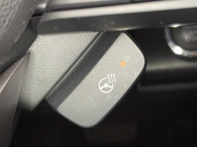 スバル アウトバック X－ブレイクEX 広島県 2022(令4)年 1.7万km Ｄグリーン 純正11.6型ナビ（AppleCarPlay/AndroidAuto/Bluetooth/フルセグ）/フロント/サイド/バックモニター/パワーシート/ポジションメモリー/前席/後席シートヒーター/ステアリングヒーター/アイサイト/・プリクラッシュブレーキ/・レーンキープアシスト/・レーダークルーズコントロール/・アダプティブドライビングビーム/・誤発進抑制機能/・ブラインドスポットモニター/ルーフレール/電動パーキングブレーキ/オートブレーキホールド/LEDヘッドランプ/純正18インチAW/ETC/ドライブレコーダー