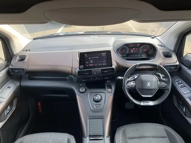 プジョー プジョー リフター ロングGT 福岡県 2023(令5)年 4万km ペルラネラブラック ・1オーナー/・アクティブクルーズコントロール/・純正ナビ/Bluetooth/USB/carplay/・バックカメラ/・ドライブレコーダー/・フルセグ/・ETC/・純正17AW/・LEDライト/・保証書/・取扱説明書