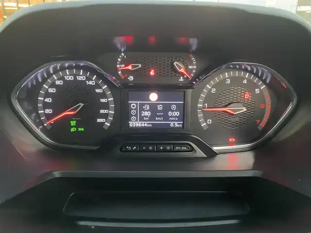 プジョー プジョー リフター ロングGT 福岡県 2023(令5)年 4万km ペルラネラブラック ・1オーナー/・アクティブクルーズコントロール/・純正ナビ/Bluetooth/USB/carplay/・バックカメラ/・ドライブレコーダー/・フルセグ/・ETC/・純正17AW/・LEDライト/・保証書/・取扱説明書