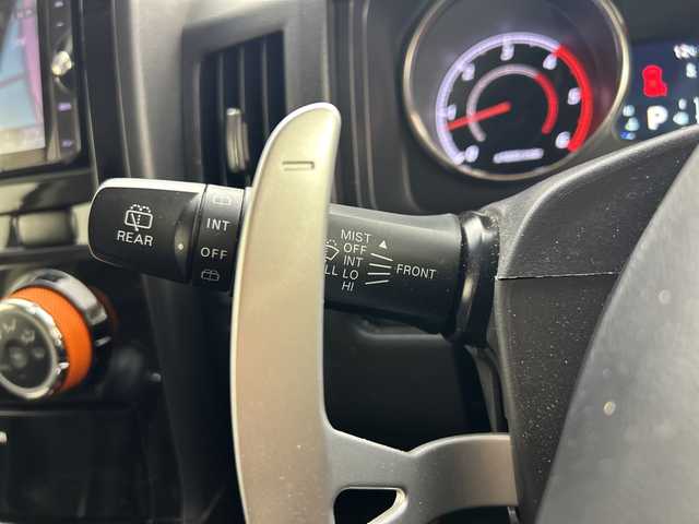 三菱 デリカＤ：５ アクティブギア 大分県 2018(平30)年 7万km アイガーグレーM/ダイヤモンドブラックマイカ 7人乗り/5インチリフトアップ車/社外リアガード/社外サイドステップ/社外ナビ　型式:NX617W/(フルセグTV、DVD再生可、BT対応)/バックカメラ/社外フリップダウンモニター/両側電動スライドドア/ETC/社外デジタルインナーミラー(ドラレコ機能付)/オートライト/HIDヘッドライト/フォグランプ/社外サスペンション/社外16インチアルミホイール(RAYS)