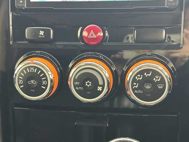 三菱 デリカＤ：５ アクティブギア 大分県 2018(平30)年 7万km アイガーグレーM/ダイヤモンドブラックマイカ 7人乗り/5インチリフトアップ車/社外リアガード/社外サイドステップ/社外ナビ　型式:NX617W/(フルセグTV、DVD再生可、BT対応)/バックカメラ/社外フリップダウンモニター/両側電動スライドドア/ETC/社外デジタルインナーミラー(ドラレコ機能付)/オートライト/HIDヘッドライト/フォグランプ/社外サスペンション/社外16インチアルミホイール(RAYS)