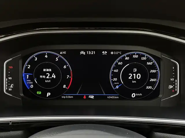 フォルクスワーゲン ＶＷ Ｔ－ロック R 長野県 2022(令4)年 4.4万km ディープブラックパールエフェクト 1オーナー/300PS（300馬力）/4MOTION（四輪駆動）/オールインセーフティ マトリクスLED/DiscoverProナビ/DCC（アダプティブシャシーコントロール）/ブラックレザーシート/運転席パワーシート/Ｄ/Nシートヒーター/バックカメラ/ACC(アダプティブクルーズコントロール)/BSM（ブラインドスポットディテクション）/LKA（レーンキープアシスト）/フルセグTV/デジタルコックピットプロ/ワイヤレスチャージ/PWバックドア/ETC/保証書・取説・スペアキー