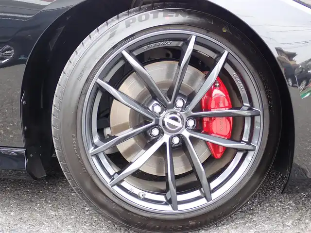 日産 フェアレディ Ｚ バージョンST 千葉県 2024(令6)年 0.1万km 黒 ワンオーナー/純正ナビゲーション/・Bluetooth/AM/FM/バックカメラ/ビルトインETC/3連サブメーター/・電圧計/ターボ回転計/ブースト計/走行支援機能/・インテリジェントクルーズコントロール/・インテリジェントエマージェンシーブレーキ/・踏み間違い衝突防止アシスト/・インテリジェントFCW（前方衝突予測警報）/・BSW（後側方車両検知警報）/・LDW（車線逸脱警報）/・インテリジェントDA（ふらつき警報）/・RCTA（後退時車両検知警報）/赤黒ハーフレザーシート/シートヒーター/プッシュスタート/インテリジェントキー2本/ステアリングスイッチ/パドルシフト/オートライト/LEDヘッドライト/純正19インチAW/純正フロアマット/ウィンカーミラー/電動格納ミラー/取扱説明書/保証書