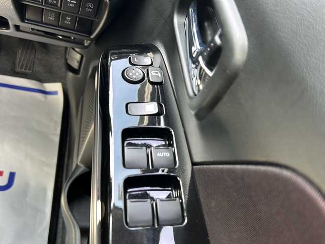 スズキ ワゴンＲ スティングレー HYBRID T 埼玉県 2017(平29)年 8.2万km ムーンライトバイオレットPM (株)IDOMが運営する【じしゃロン熊谷店】の自社ローン専用車両になりますこちらは現金またはオートローンご利用時の価格です。自社ローンご希望の方は別途その旨お申付け下さい/社外8インチメモリナビ　SKX-S802/　CD/DVD/DTV/Bluetooth/USB/ビルトインETC/運転席側シートヒーター/ヘッドアップディスプレイ/前方ドライブレコーダー/アイドリングストップ/衝突被害軽減システム/車線逸脱警報/クルーズコントロール/パドルシフト/ステアリングスイッチ/LEDヘッドライト/純正15インチAW/プッシュスタート/スマートキー/純正フロアマット/取扱説明書/保証書/スペアキー