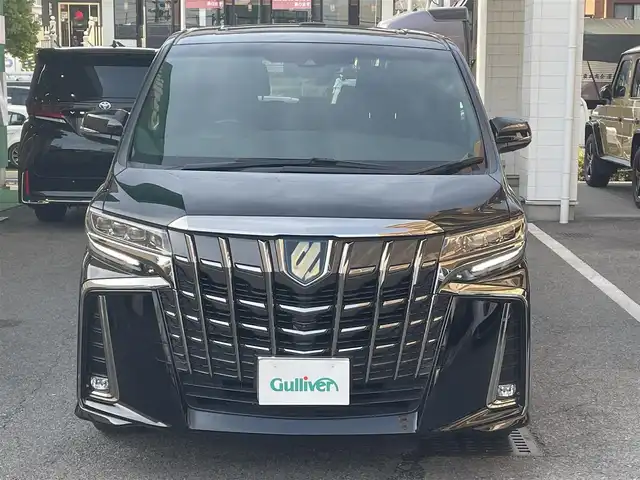 トヨタ アルファードハイブリット S タイプゴールド 大阪府 2021(令3)年 6.6万km ブラック メーカーOP10.5インチSDナビ/TV/DISC/Bluetooth//パノラミックビューモニター/JBLプレミアムサウンドシステム/13.3インチリアシートエンターテイメントシステム/ツインムーンルーフ/デジタルインナーミラー/トヨタセーフティセンス/ブラインドスポットモニター/リアクロストラフィックオートブレーキ/インテリジェントクリアランスソナー/インテリジェントパーキングアシスト2/アダプティブハイビーム/レーダークルーズコントロール/プリクラッシュセーフティー/ロードサインアシスト/シーケンシャルLEDヘッドライト/ETC2.0/スマートキー×2