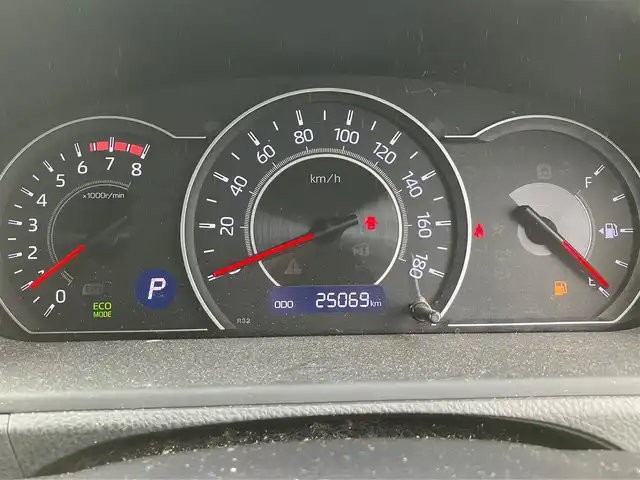 トヨタ ノア Si 静岡県 2018(平30)年 2.5万km ブラッキッシュアゲハガラスフレーク エンジンスタートストップ/福祉車両/スロープ/パワーステアリング/パワーウィンドウ/アイドリングストップ/スマートキー/Wオートエアコン/クルーズコントロール/フリップダウンモニター/ETC/USB入力端子/バックカメラ/純正SDナビ（CD.BT.フルセグ）/3列シート/ドライブレコーダー/ウォークスルー/純正フロアマット/純正アルミホイール/両側パワースライドドア/ABS/横滑り防止装置/コーナーセンサー前後/レーンキープアシスト/オートライト/オートマチックハイビーム/Wエアバック/衝突軽減システム