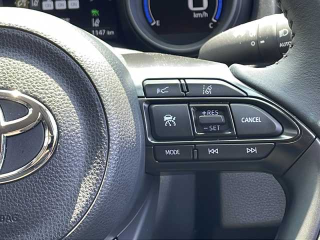トヨタ ヤリスクロス G 千葉県 2023(令5)年 0.2万km シルバーメタリック 外部検査実施済み/登録時走行距離1147km/Apple Car Play/ワンオーナー/純正メモリーナビ/（Bluetooth/USB）/アラウンドビューモニター/ブラインドスポットモニター/純正18インチアルミホイール/セーフティセンス/・プリクラッシュセーフティ/・レーントレーシングアシスト/・レーダークルーズコントロール/・オートマチックハイビーム/・ロードサインアシスト/LEDヘッドライト/スマートキー/ビルトインETC/前方ドライブレコーダー/リヤクロストラフィックアラート/横滑り防止機能/カーテンエアバック/パーキングサポートブレーキ/保証書/取扱説明書/スペアキー