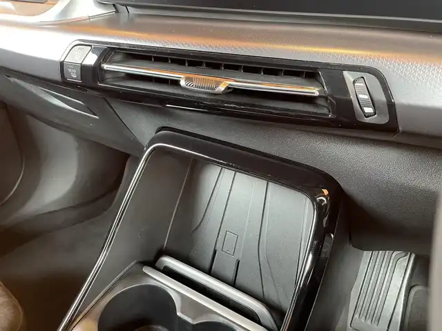 ＢＭＷ ＢＭＷ ２１８ｄ アクティブツアラー Mスポーツ 愛知県 2022(令4)年 2万km 青Ｍ 純正HDDナビ/　BT/USB/AppleCarPlay/AndroidAuto/リアビューカメラ/アクティブクルーズコントロール/レーンキープアシスト/ブラインドスポットモニター/パーキングアシスト/パドルシフト/ハーフレザーシート/パワーシート/シートヒーター/ワイヤレスチャージング/アダプティブLEDヘッドライト/パワーバックドア/純正１７インチAW/保証書/取扱説明書/スペアキー
