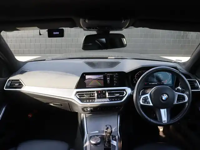 ＢＭＷ ３２０ｉ Mスポーツ 宮城県 2019(平31)年 6.9万km ミネラルグレー 純正ナビ/・ＢＴ・ＵＳＢ・screen mirroring/バックカメラ/・パーキングアシスト/前後コーナーセンサー/インテリジェントセーフティ/パワートランク/ハーフレザーシート/・左右パワーシート・シートヒーター/アダプティブクルーズコントロール/コンフォートアクセス/ワイヤレス充電/オートブレーキホールド/オートハイビーム/パドルシフト/ミラー一体型ＥＴＣ/ドライビングモード/ＬＥＤヘッドライト/前後フォグライト