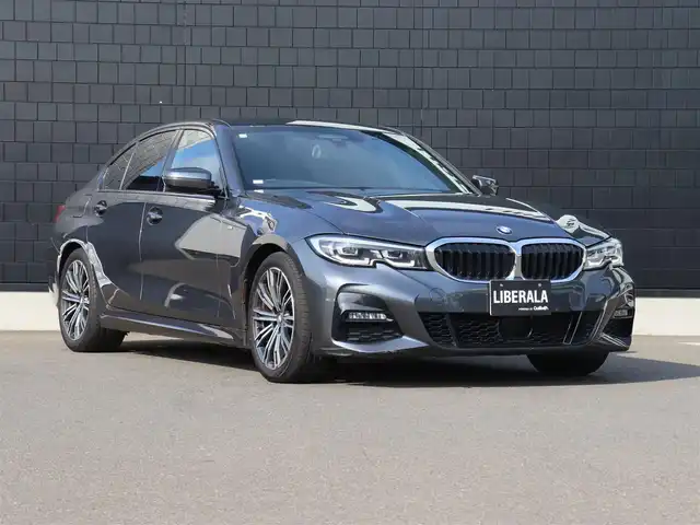 ＢＭＷ ３２０ｉ Mスポーツ 宮城県 2019(平31)年 6.9万km ミネラルグレー 純正ナビ/・ＢＴ・ＵＳＢ・screen mirroring/バックカメラ/・パーキングアシスト/前後コーナーセンサー/インテリジェントセーフティ/パワートランク/ハーフレザーシート/・左右パワーシート・シートヒーター/アダプティブクルーズコントロール/コンフォートアクセス/ワイヤレス充電/オートブレーキホールド/オートハイビーム/パドルシフト/ミラー一体型ＥＴＣ/ドライビングモード/ＬＥＤヘッドライト/前後フォグライト