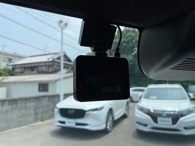 ホンダ Ｎ ＢＯＸ カスタム ターボ 大阪府 2024(令6)年 0.5万km プラチナホワイトパール ナビ　/地デジ　/Ｂｌｕｅｔｏｏｔｈ　/バックカメラ　/両側パワースライドドア　/ハーフレザーシート　/シートヒーター　/レーダークルーズコントロール　/ドラレコ　/ＥＴＣ　/スマートキー　/ＬＥＤヘッドライト