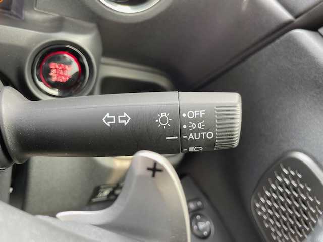 ホンダ Ｎ ＢＯＸ カスタム ターボ 大阪府 2024(令6)年 0.5万km プラチナホワイトパール ナビ　/地デジ　/Ｂｌｕｅｔｏｏｔｈ　/バックカメラ　/両側パワースライドドア　/ハーフレザーシート　/シートヒーター　/レーダークルーズコントロール　/ドラレコ　/ＥＴＣ　/スマートキー　/ＬＥＤヘッドライト