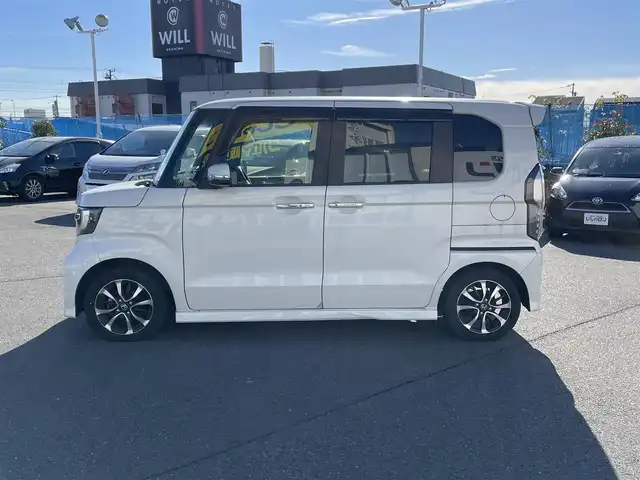 ホンダ Ｎ ＢＯＸ G L ホンダセンシング 東京都 2019(令1)年 10万km プラチナホワイトパール (株)IDOMが運営する【じしゃロン昭島店】の自社ローン対象車両になります。こちらは現金ご利用時の価格です。自社ローンご希望の方は別途その旨お申付け下さい。/純正ナビ（メモリ・ＤＶＤ・ＴＶ）/バックカメラ/片側パワースライドドア/ＥＴＣ/ドライブレコーダー（前のみ）/スマートキー/エンジンスタートボタン