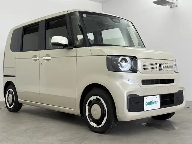 ホンダ Ｎ ＢＯＸ ファッションスタイル 愛知県 2025(令7)年 0.1千km プレミアムアイボリーパールⅡ 純正9型ナビ（フルセグ、CD、DVD、Bluetooth）/Bカメラ/両側パワスラドア/ACC/電子パーキング/オートホールド/衝突軽減ブレーキ/レーンキープアシスト/オートハイビーム/LEDヘッドライト/シートヒーター（D+N)/コーナーセンサー/スマートキー/フォグライト/オートライト/横滑り防止装置