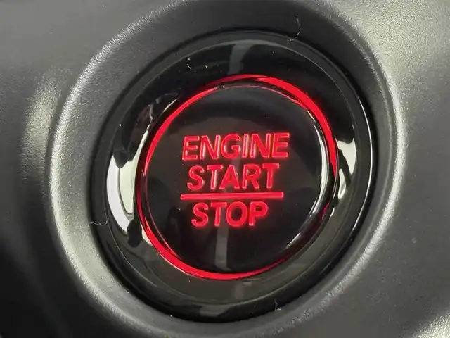 ホンダ Ｎ ＢＯＸ ファッションスタイル 愛知県 2025(令7)年 0.1千km プレミアムアイボリーパールⅡ 純正9型ナビ（フルセグ、CD、DVD、Bluetooth）/Bカメラ/両側パワスラドア/ACC/電子パーキング/オートホールド/衝突軽減ブレーキ/レーンキープアシスト/オートハイビーム/LEDヘッドライト/シートヒーター（D+N)/コーナーセンサー/スマートキー/フォグライト/オートライト/横滑り防止装置