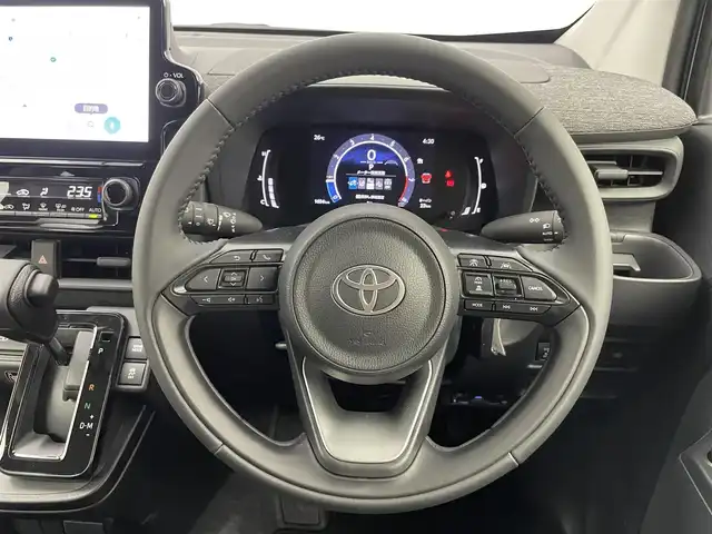 トヨタ シエンタ Z 埼玉県 2025(令7)年 0.2万km アーバンカーキ 純正10.5インチディスプレイオーディオ/ フルセグTV Bluetooth Miracast/パノラミックビューモニター/プリクラッシュセーフティ/レーンディパーチャーアラート/レーダークルーズコントロール/ブラインドスポットモニター/クリアランスソナー /両側パワースライドドア/ドライブレコーダー/LEDオートライト/ビルトインETC