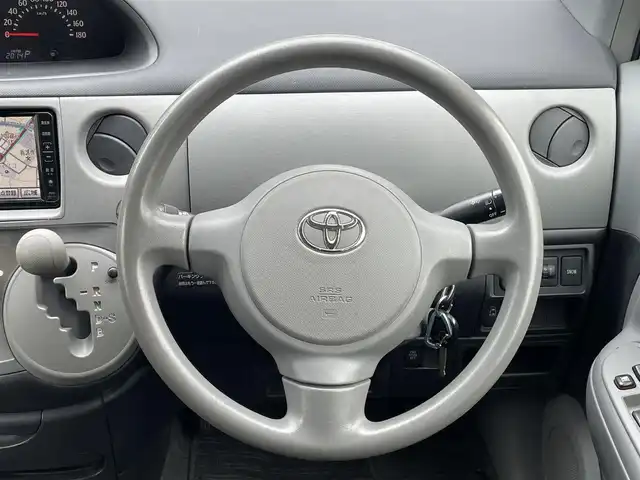トヨタ シエンタ X LTD 岡山県 2008(平20)年 14.9万km ホワイトパールクリスタルシャイン 登録時走行距離148802km/純正SDナビ/(AM/FM/DISC/TV)/バックカメラ/ETC/片側パワースライドドア/リモコンキー/スペアキー/パワーウィンドウ/パワーステアリング/キセノンヘッドライト/保証書/取扱説明書/記録簿