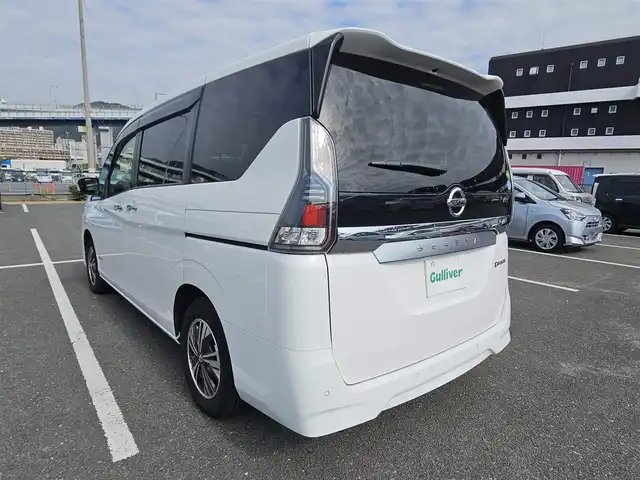 日産 セレナ e－パワー XV 宮崎県 2020(令2)年 3.5万km ホワイト 〇純正ナビ/〇フルセグTV/〇両側パワースライドドア/〇バックカメラ/〇アラウンドビューモニター/〇ビルトインETC/〇ドライブレコーダー/〇クルーズコントロール/〇コーナーセンサー/〇エマージェンシーブレーキ/〇全方位運転支援システム/〇SRSエアバッグ/〇織物/トリコットコンビシート/〇パーソナルテーブル/〇USB電源ソケット/〇純正15インチアルミホイール/〇インテリジェントキー/プッシュパワースターター/〇禁煙車