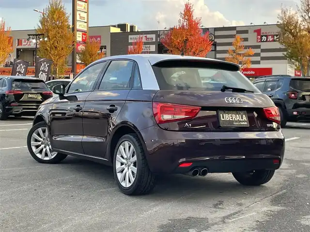 アウディ Ａ１ スポーツバック 1．4TFSI 福岡県 2012(平24)年 8.5万km ワインⅡ 純正ナビ/ETC/オートライト/パドルシフト/プッシュスタート/社外レーダー/ドラレコ/スペアキー