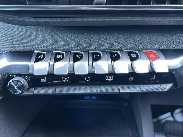 プジョー ５００８ GTライン ブルーHDi 石川県 2021(令3)年 4.6万km パール 衝突軽減ブレーキ/アダプティブクルーズコントロール/ブラインドスポットモニター/ＡｐｐｌｅＣａｒＰｌａｙ/バックカメラ/クリアランスソナー/オートマチックテールゲート/ＬＥＤライト/マッサージシート