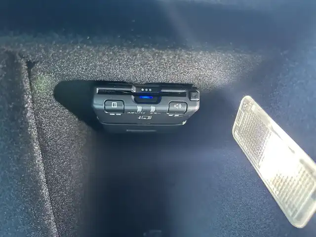 プジョー ５００８ GTライン ブルーHDi 石川県 2021(令3)年 4.6万km パール 衝突軽減ブレーキ/アダプティブクルーズコントロール/ブラインドスポットモニター/ＡｐｐｌｅＣａｒＰｌａｙ/バックカメラ/クリアランスソナー/オートマチックテールゲート/ＬＥＤライト/マッサージシート