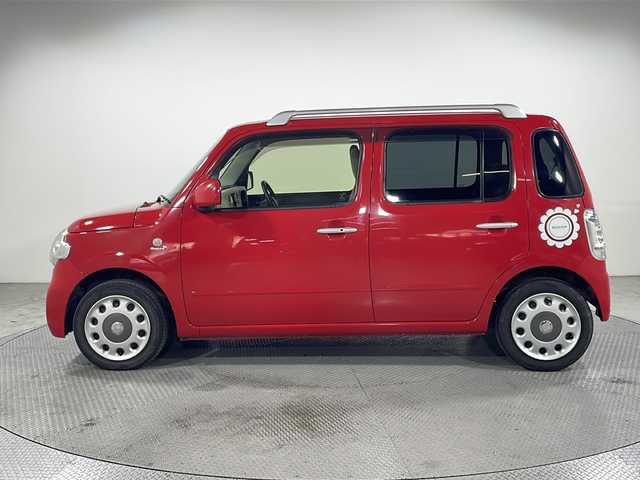 ダイハツ ミラ ココア プラスX リミテッド 広島県 2015(平27)年 4.8万km シャイニングレッド 禁煙車/純正ナビ/バックカメラ/ＤＶＤ/ワンセグ/ＬＥＤヘッドライト/フォグランプ/Ｂｌｕｅｔｏｏｔｈ/電動格納ミラー/フロアマット/横滑り防止装置/ルーフレール/ベンチシート/純正１４インチホイールキャップ/エアバッグ(運転席/助手席)