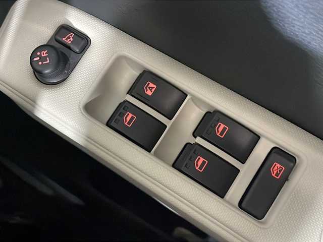 ダイハツ ミラ ココア プラスX リミテッド 広島県 2015(平27)年 4.8万km シャイニングレッド 禁煙車/純正ナビ/バックカメラ/ＤＶＤ/ワンセグ/ＬＥＤヘッドライト/フォグランプ/Ｂｌｕｅｔｏｏｔｈ/電動格納ミラー/フロアマット/横滑り防止装置/ルーフレール/ベンチシート/純正１４インチホイールキャップ/エアバッグ(運転席/助手席)