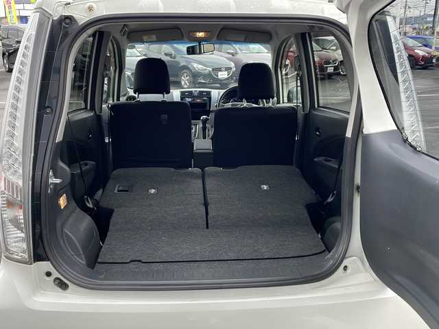 ダイハツ ムーヴ カスタム X SA 道東・釧路十勝 2013(平25)年 2.3万km パールホワイトⅢ ・４WD/・寒冷地仕様/・社外オーディオ（AM/FM/CD/ipod）/・アイドリングストップ/・衝突被害軽減ブレーキ/・スマートキー/・プッシュスタート/・LEDヘッドライト/・オートライト/・横滑り防止装置/・フロントフォグ/・ヘッドライトレベライザー/・社外１４インチAW/・電動格納ミラー/・ドアバイザー