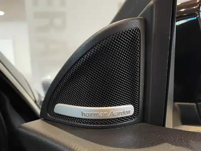 メルセデス・ベンツ ＣＬＡ２２０ Sブレイク 4MATIC 道央・札幌 2018(平30)年 3.9万km コスモスブラック メタリックペイント/プレミアムパッケージ/　・パノラミックスライディングルーフ/　・harman/kardonサラウンド/　・メモリー付フルパワーシート/　・電動ランバーサポート/　・アンビエントライト/レーダーセーフティパッケージ/　・ACC/　・PRE-SAFE/　・ブラインドスポットアシスト/　・レーンキープアシスト/純正HDDナビ/フルセグTV/CD/DVD/SD/USB/Bluetooth/バックカメラ/パークトロニック/パーキングパイロット/LEDヘッドライト/パワーテールゲート