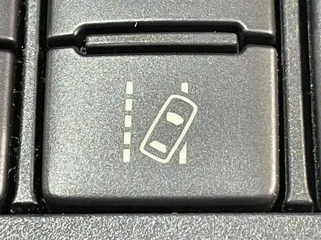 トヨタ シエンタ ハイブリッド G 愛知県 2017(平29)年 3.1万km コバルトブルーメタリック 純正ナビ(NSZT-W66T)/(ラジオ/SD/Bluetooth/地デジ/CD・DVD再生）/モデリスタフルエアロ　/トヨタセーフティセンス　/　　-衝突軽減ブレーキ　/　　-レーンディパーチャーアラート/　　-オートマチックハイビーム/両側パワースライドドア　/ＡＣ１００Ｖ　/ビルトインＥＴＣ　/ドライブレコーダー　/純正フロアマット/ＩＳＯＦＩＸ/ステアリングスイッチ