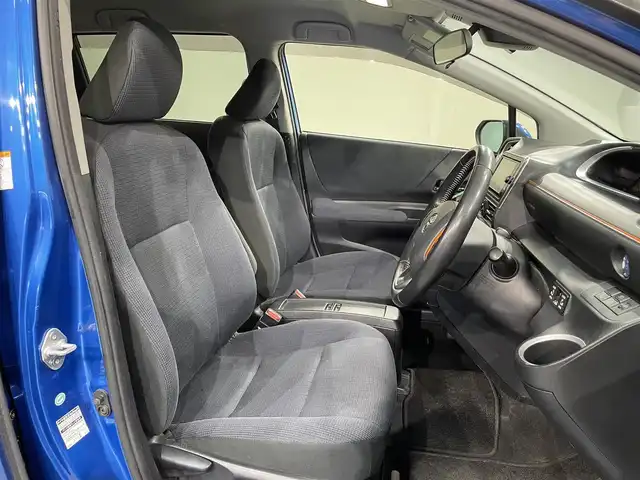 トヨタ シエンタ ハイブリッド G 愛知県 2017(平29)年 3.1万km コバルトブルーメタリック 純正ナビ(NSZT-W66T)/(ラジオ/SD/Bluetooth/地デジ/CD・DVD再生）/モデリスタフルエアロ　/トヨタセーフティセンス　/　　-衝突軽減ブレーキ　/　　-レーンディパーチャーアラート/　　-オートマチックハイビーム/両側パワースライドドア　/ＡＣ１００Ｖ　/ビルトインＥＴＣ　/ドライブレコーダー　/純正フロアマット/ＩＳＯＦＩＸ/ステアリングスイッチ