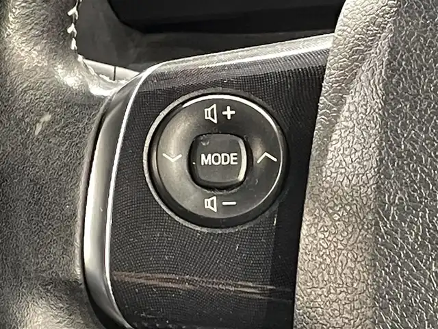 トヨタ シエンタ ハイブリッド G 愛知県 2017(平29)年 3.1万km コバルトブルーメタリック 純正ナビ(NSZT-W66T)/(ラジオ/SD/Bluetooth/地デジ/CD・DVD再生）/モデリスタフルエアロ　/トヨタセーフティセンス　/　　-衝突軽減ブレーキ　/　　-レーンディパーチャーアラート/　　-オートマチックハイビーム/両側パワースライドドア　/ＡＣ１００Ｖ　/ビルトインＥＴＣ　/ドライブレコーダー　/純正フロアマット/ＩＳＯＦＩＸ/ステアリングスイッチ