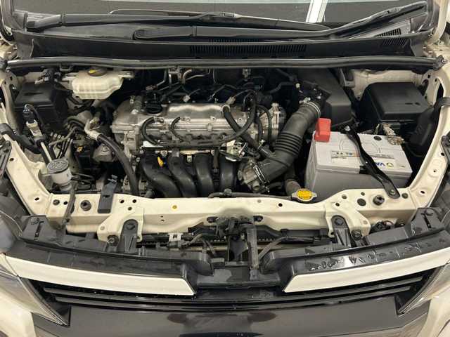 トヨタ ヴォクシー ZS 静岡県 2014(平26)年 13.4万km ホワイトパールクリスタルシャイン (株)IDOMが運営する【じしゃロン浜松店】の自社ローン専用車両になりますこちらは現金またはオートローンご利用時の価格です。自社ローンご希望の方は別途その旨お申付け下さい/純正メモリーナビ（NSZT-W62G）/CD/DVD/AM/FM/Bluetooth/サンルーフ/バックカメラ/フォグランプ/社外16inAW/フロアマット