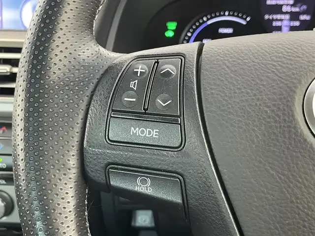 レクサス ＬＳ 600h Fスポーツ 埼玉県 2014(平26)年 3.8万km ホワイトノーヴァガラスフレーク メーカーナビ　バックカメラ　黑レザー　ＢＳＭ　ビルトインＥＴＣ２．０　メモリシート　シートヒーター　ベンチレーション　ステアリングヒーター　パドルシフト　ＡＣ１００Ｖ　オートホールド　ＬＥＤライト　コーナーセンサー  スマートキー　オートライト　純正アルミホイール　純正フロアマット  スペアキー