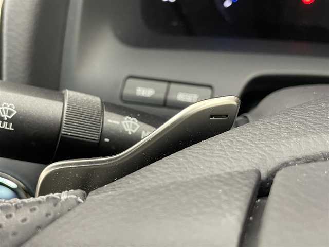 レクサス ＬＳ 600h Fスポーツ 埼玉県 2014(平26)年 3.8万km ホワイトノーヴァガラスフレーク メーカーナビ　バックカメラ　黑レザー　ＢＳＭ　ビルトインＥＴＣ２．０　メモリシート　シートヒーター　ベンチレーション　ステアリングヒーター　パドルシフト　ＡＣ１００Ｖ　オートホールド　ＬＥＤライト　コーナーセンサー  スマートキー　オートライト　純正アルミホイール　純正フロアマット  スペアキー