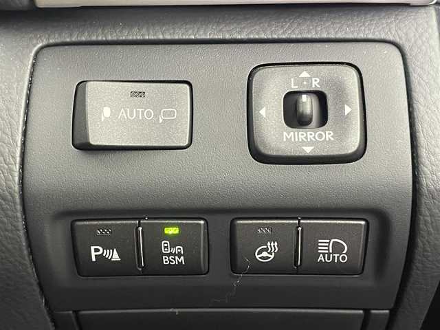 レクサス ＬＳ 600h Fスポーツ 埼玉県 2014(平26)年 3.8万km ホワイトノーヴァガラスフレーク メーカーナビ　バックカメラ　黑レザー　ＢＳＭ　ビルトインＥＴＣ２．０　メモリシート　シートヒーター　ベンチレーション　ステアリングヒーター　パドルシフト　ＡＣ１００Ｖ　オートホールド　ＬＥＤライト　コーナーセンサー  スマートキー　オートライト　純正アルミホイール　純正フロアマット  スペアキー