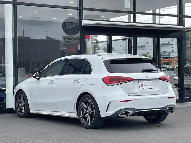 メルセデス・ベンツ Ｍ・ベンツ Ａ２００ｄ AMGライン 千葉県 2019(令1)年 3.7万km デジタルホワイト オプション/レーダーセーフティパッケージ/-アクティブディスタンスアシストディストロニック /-アクティブブレーキアシスト/-PRE SAFE/-アクティブブラインドスポットアシスト/-アクティブレーンキーピングアシスト/-アクティブステアリングアシスト/ナビゲーションパッケージ/AMGライン/-AMGスタイリングパッケージ/-ロゴ付きキャリパー/-ステンレスペダル/-本革スポーツステアリング/-レザーDINAMICAシート/-18インチアルミホイール/-マルチビームLEDヘッドライト/-アダプティブハイビームアシストプラス/主要装備/バックカメラ/ETC2.0/パドルシフト/パワーシート/シートヒーター/ドライブレコーダー/社外AWスタッドレスあり