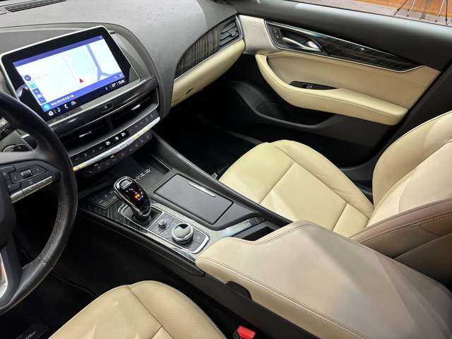 キャデラック ＣＴ５ プラチナム 千葉県 2022(令4)年 6万km 黒 ＨＵＤ　/純正ナビ　/３６０°カメラ　/ＡＣＣ　/レザーシート　/シートヒーター　/ベンチレーター　/パワーシート　/ＬＥＤヘッドライト　/オートライト/パーキングアシスト　/デジタルインナーミラー　/ＥＴＣ